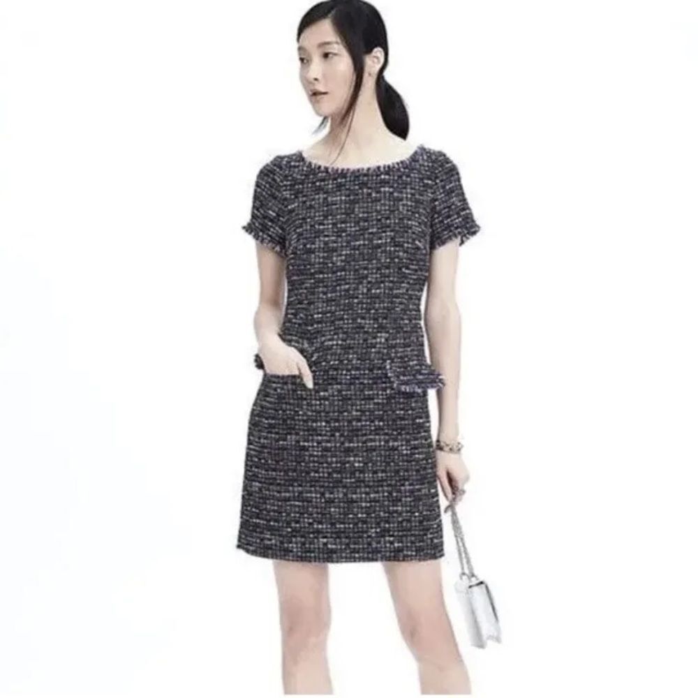 Banana Republic Tweed Fringe Short Sleeved Shift Dress w/Pockets 6